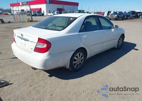 2004 Toyota Camry Xle V6 z USA, uszkodzony, nr VIN 4T1BF32K34U075549